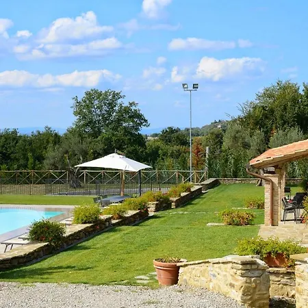 Fonte Sant'angelo Sleeps 14 Pool Air Con Wifi *